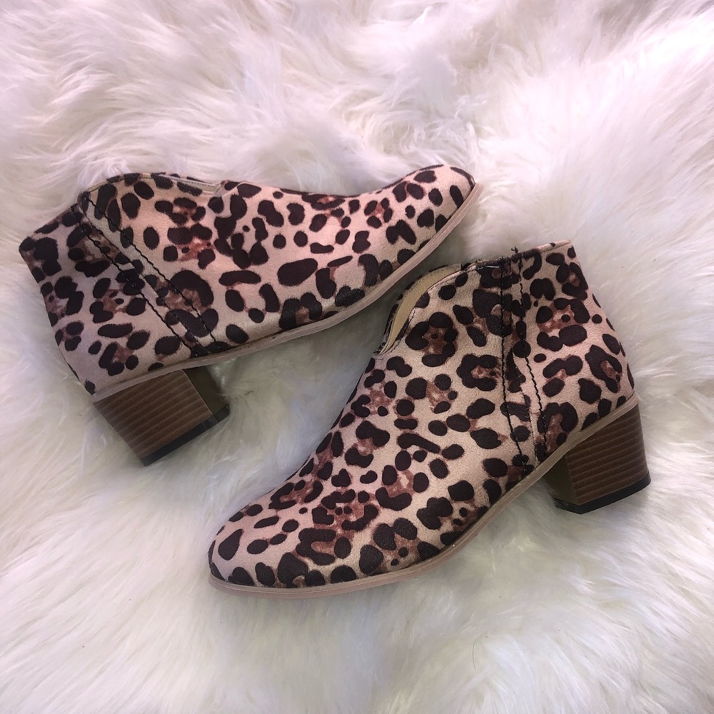 Leopard ankle booties